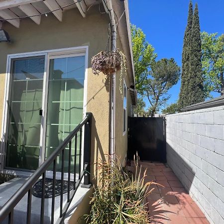 Sweet Tuscan Dreams-Private Entrance & Bathroom With Patio 로스앤젤레스 외부 사진