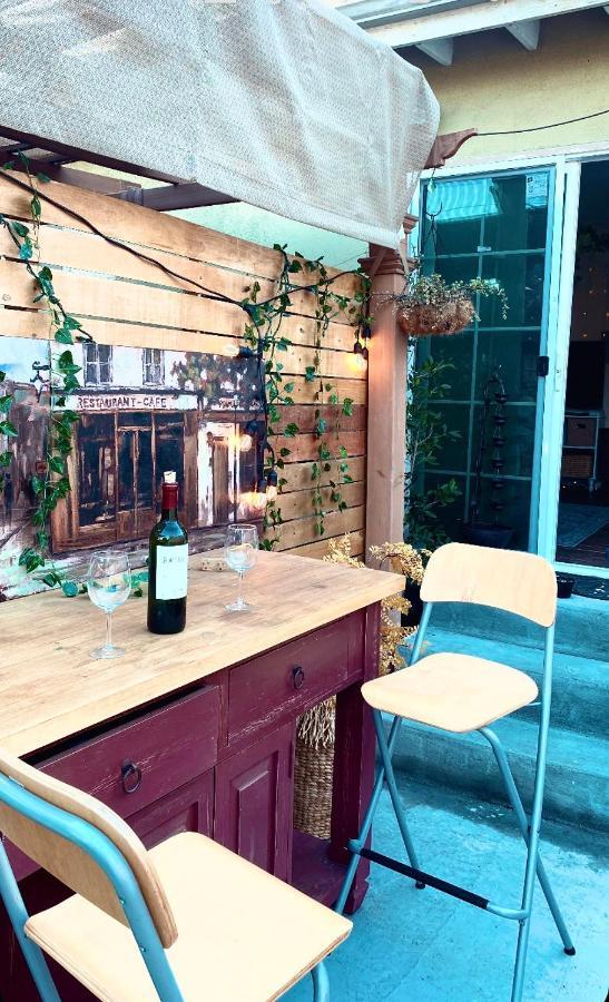 Sweet Tuscan Dreams-Private Entrance & Bathroom With Patio 로스앤젤레스 외부 사진