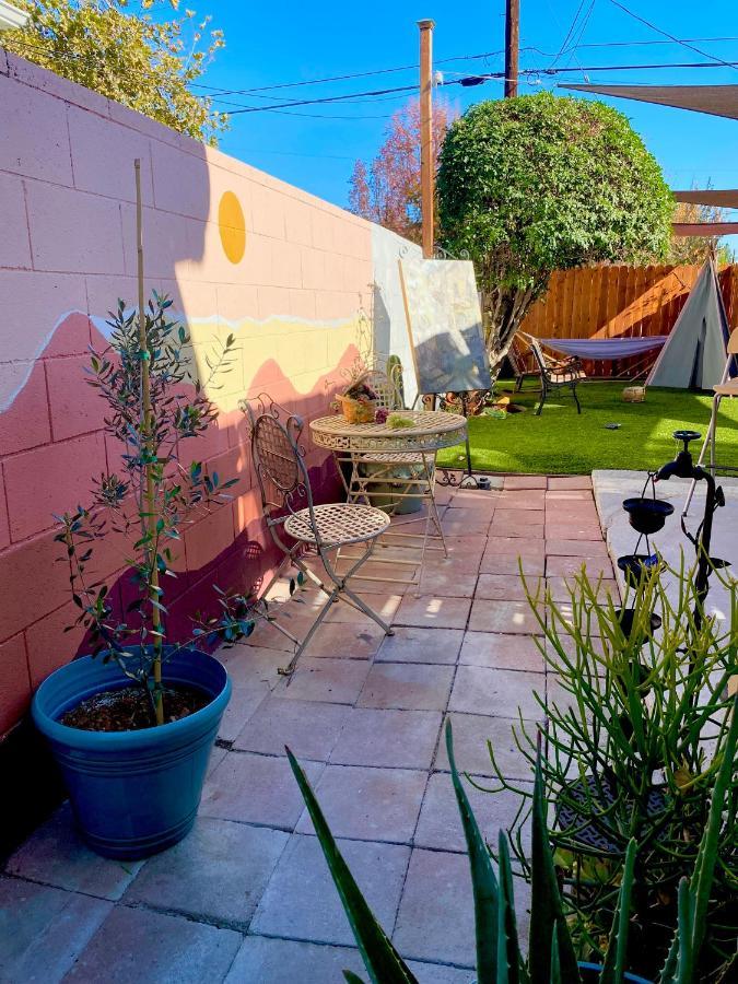 Sweet Tuscan Dreams-Private Entrance & Bathroom With Patio 로스앤젤레스 외부 사진